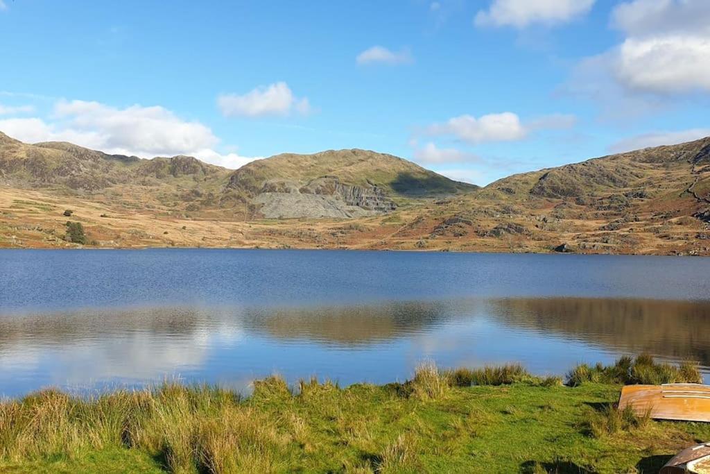 Cosy Cottage In Snowdonia Brynkir Bagian luar foto